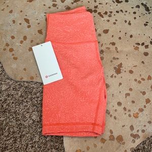 Lululemon wunder shorts